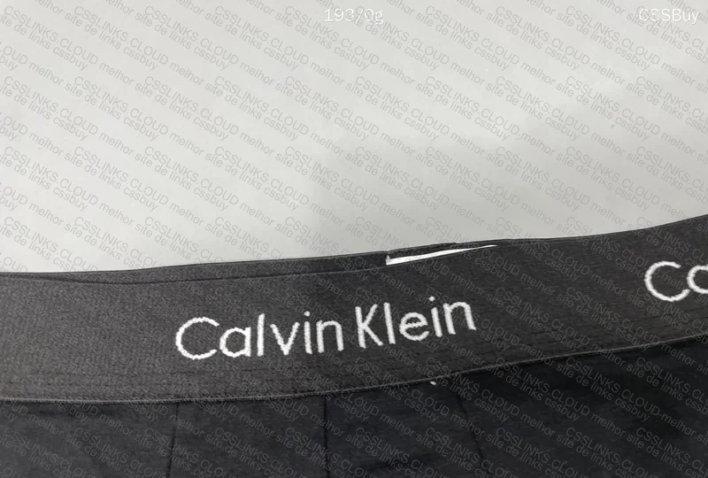 Calvin Klein Underwear 2