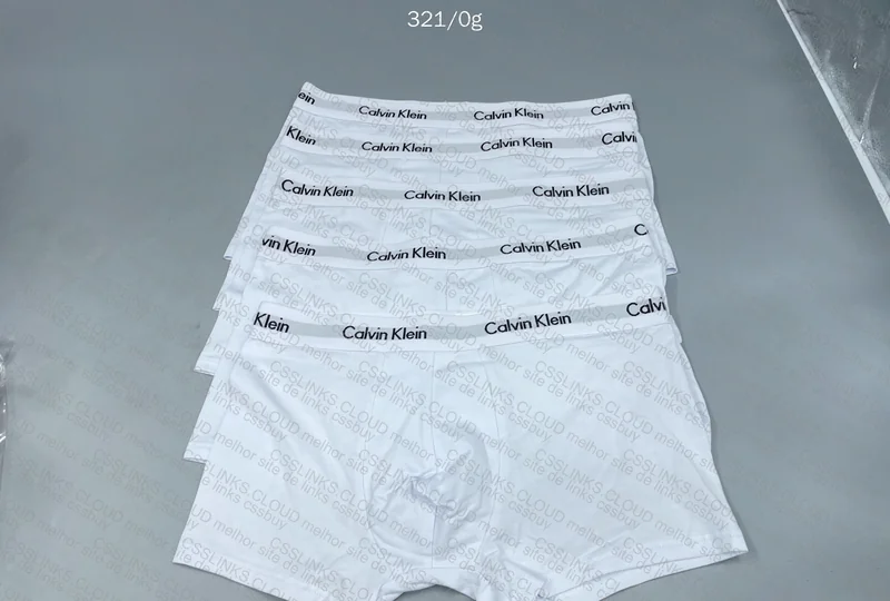 Calvin Klein Underwear 3