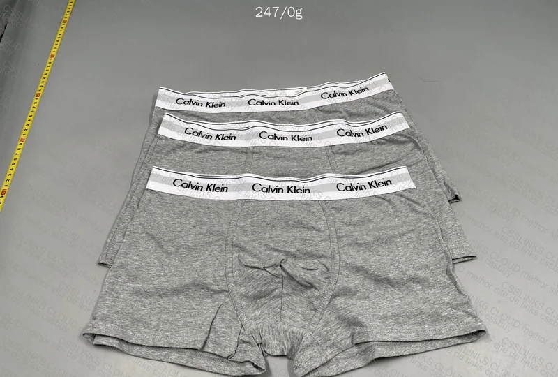 Calvin Klein Underwear 3