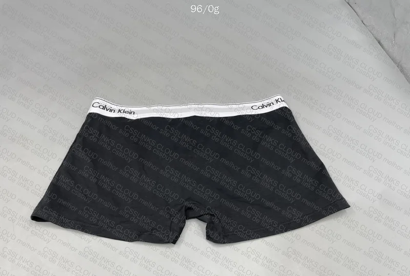Calvin Klein Underwear 8