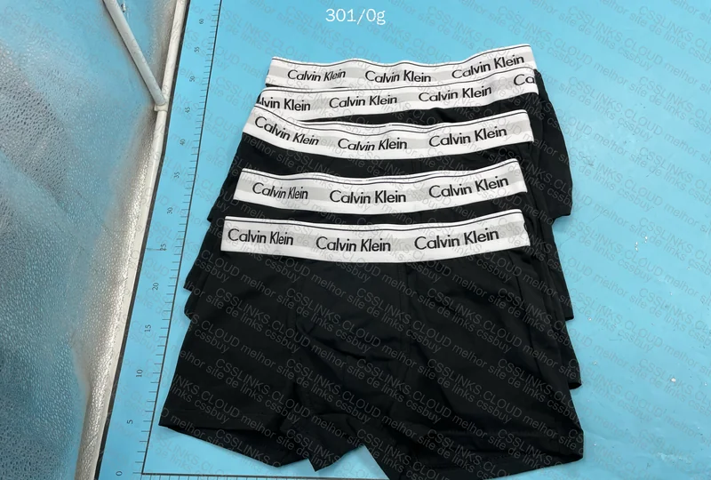 Calvin Klein Underwear 2