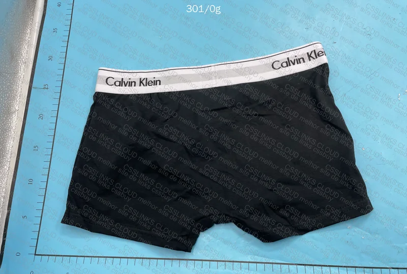 Calvin Klein Underwear 4