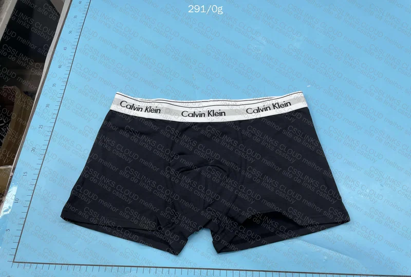 Calvin Klein Underwear 2