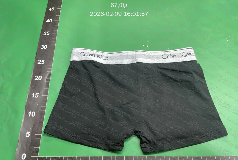 Cueca calvin Klein 2