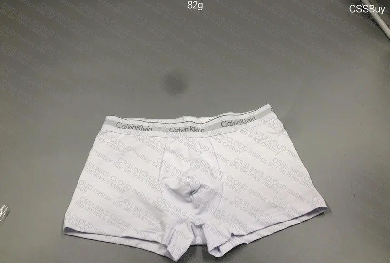 Calvin Klein Underwear 3