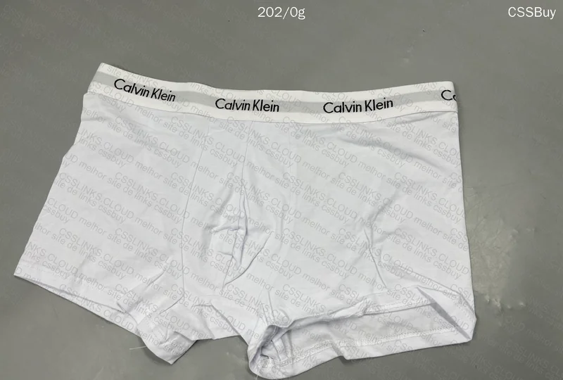Calvin Klein Underwear 2