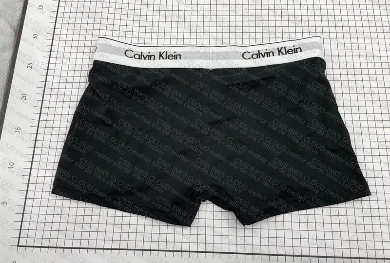 Calvin Klein Underwear 3