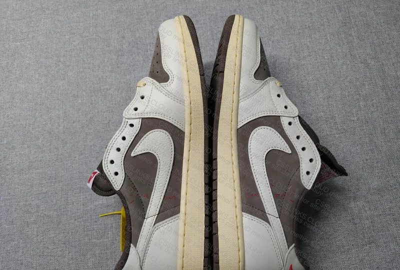CVW - Reverse Mocha Low 5