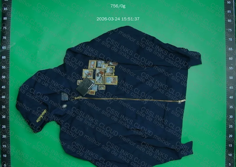 Derschutze Gallery Zip Up 3
