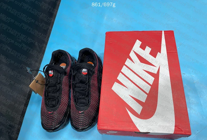 Black and Red DN 2