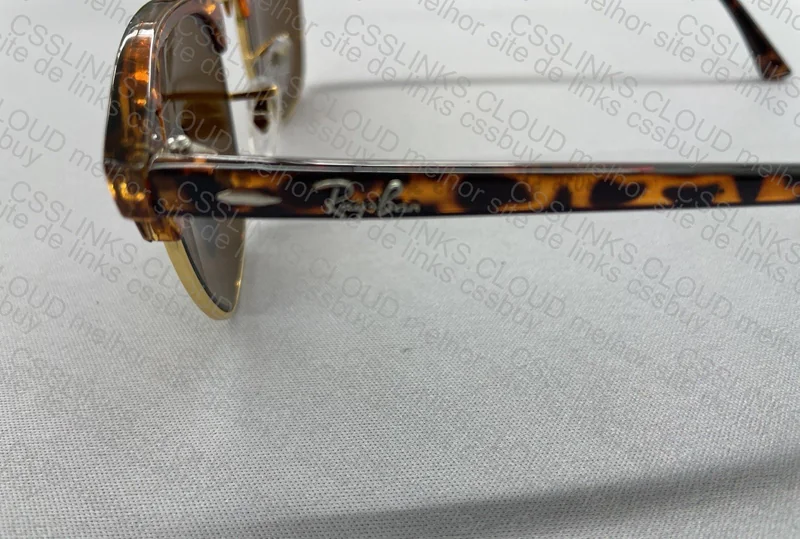 Dois Rayban Clubmaster 3