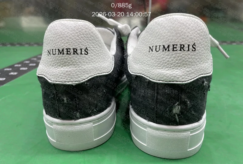 Dois tenis Numeris 2