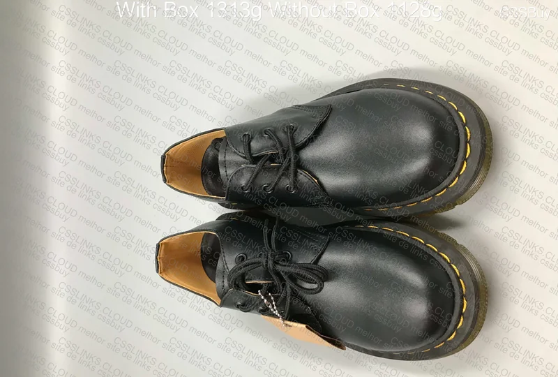 Dr. Martens 6