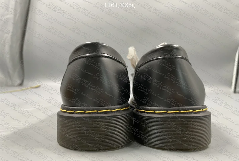 Dr. Martens 2
