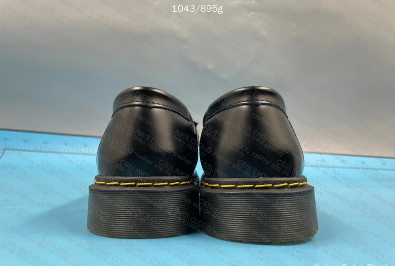 Dr Martens Loafer 4