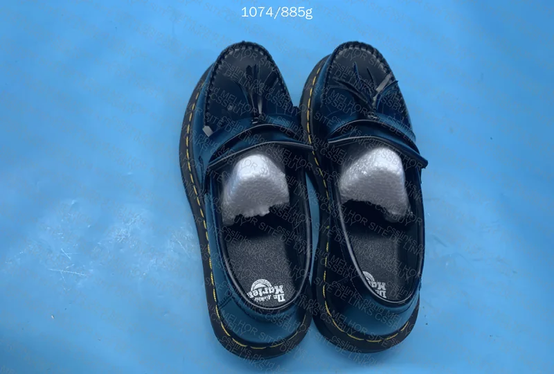 Dr. Martens Loafer 2