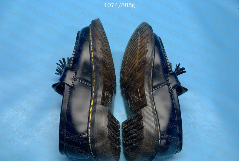 Dr. Martens Loafer 3