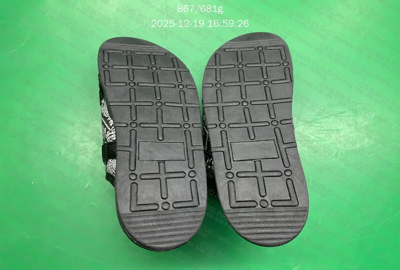 Draco Slide (Visible Glue, Will Use with Pants) 9