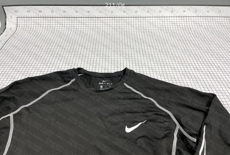 Nike Long Sleeve Dri-Fit 4