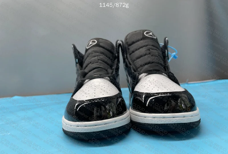 DT BATCH - DD1649-001 - Air Jordan 1 Mid Carbon Fiber 2