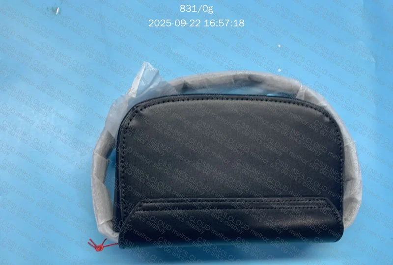 Duas Bolsas da Diesel 3