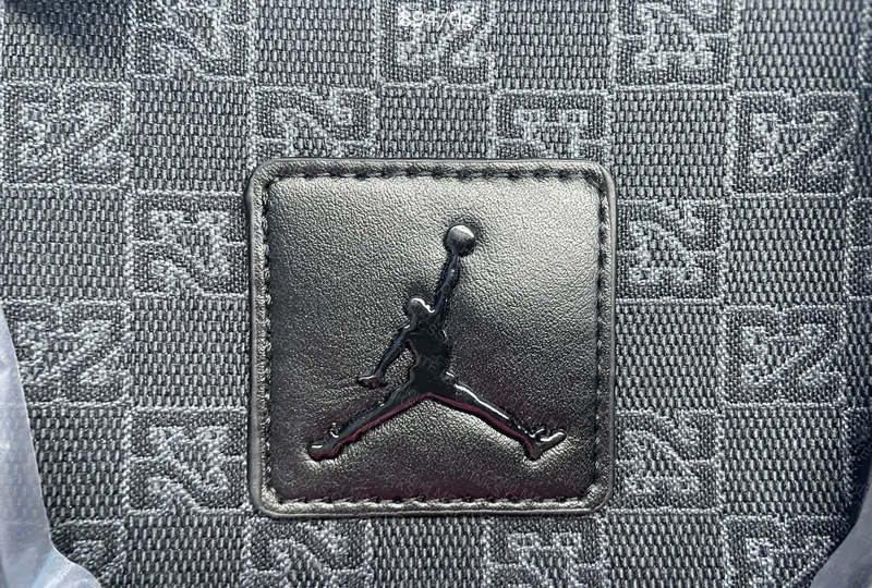 Duffle Bag Jordan 4