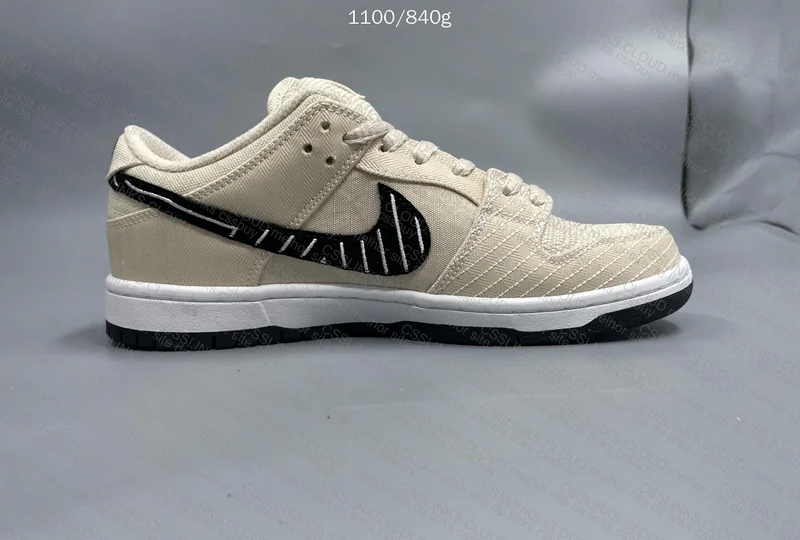 DUNK ALBINO 6