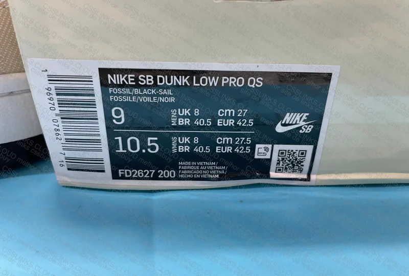 Dunk Albino & Black 10