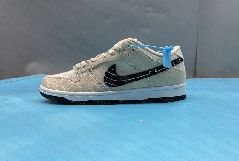 Dunk Albino & Black 7