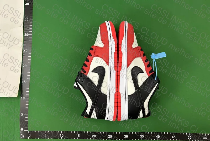 Dunk 75th Anniversary of Bulls 4