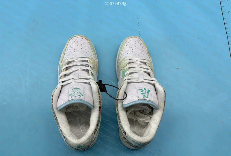 Dunk Year of the Dragon GL? 3