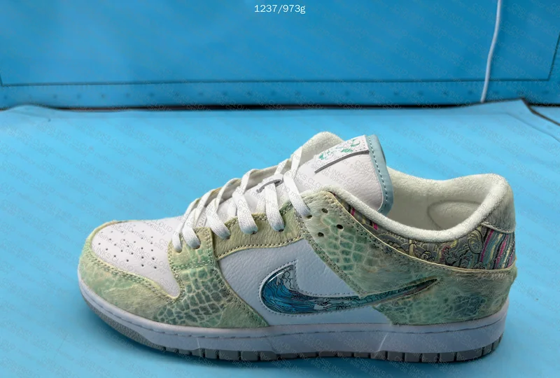 Dunk Year of the Dragon GL? 5