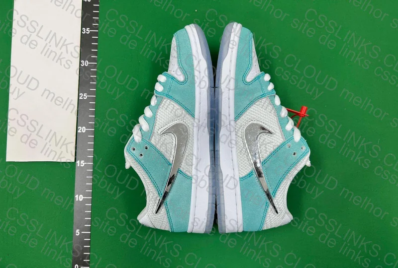 Dunk April Skateboards M Batch