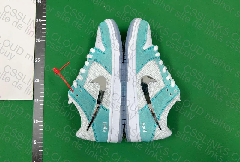 Dunk April Skateboards M Batch 6