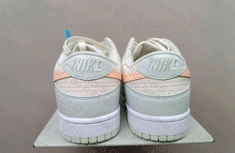 Dunk Barely green 5