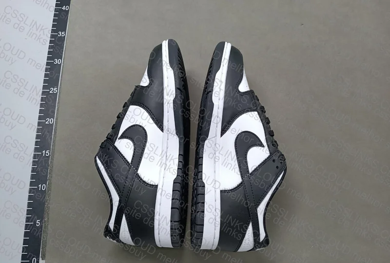 Dunk - Black and White 2