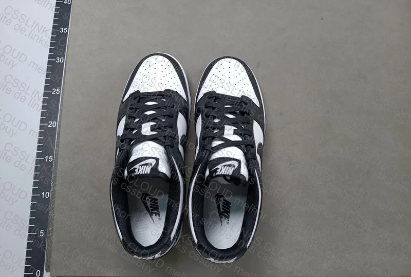 Dunk - Black and White 3