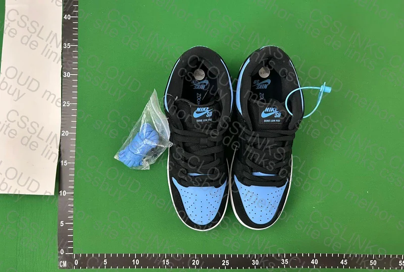 Dunk black e university blue 2