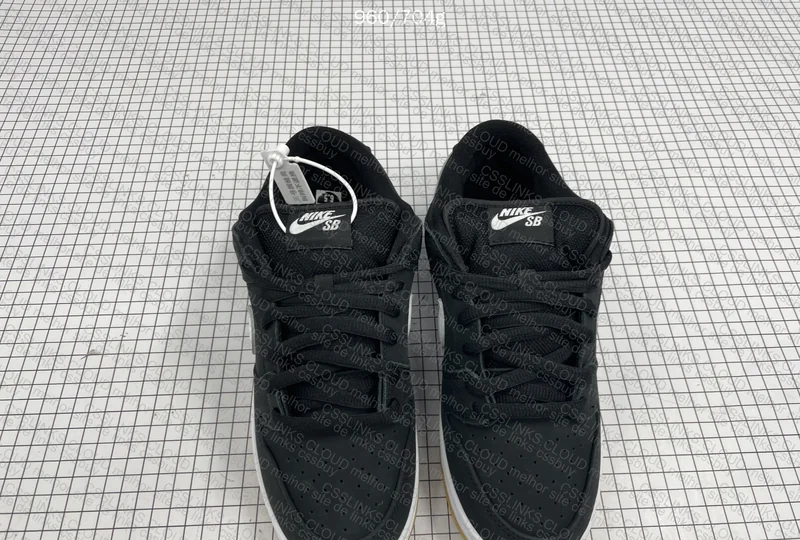 DUNK BLACK GUM (AS)