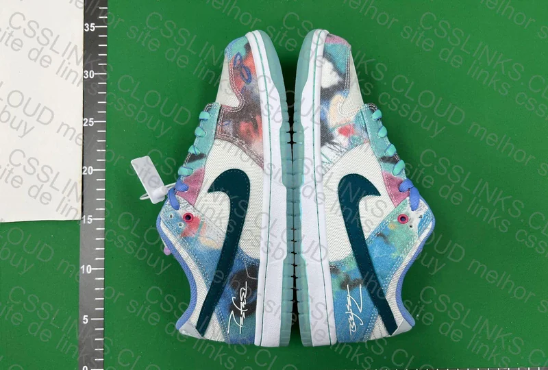 Dunk Bleached aqua 5