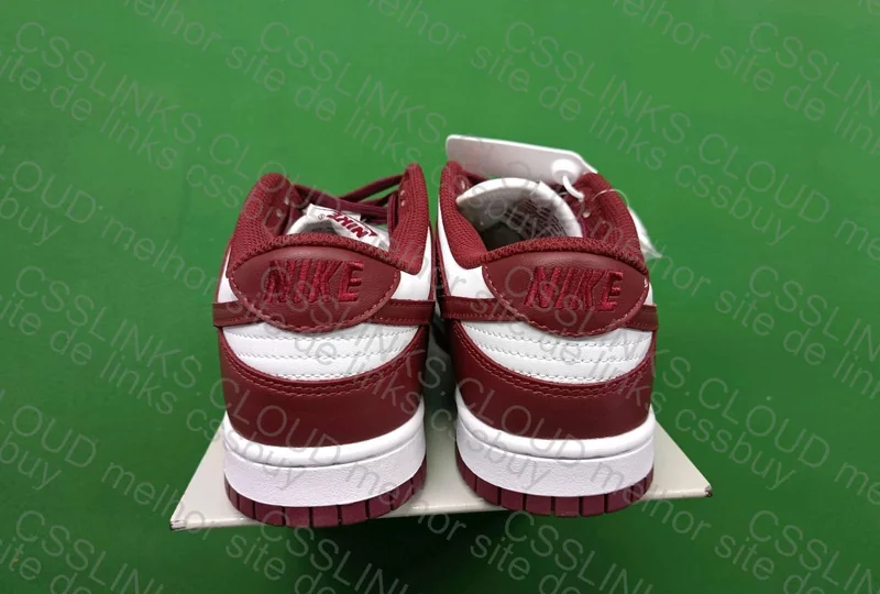 Dunk Bordeaux 4