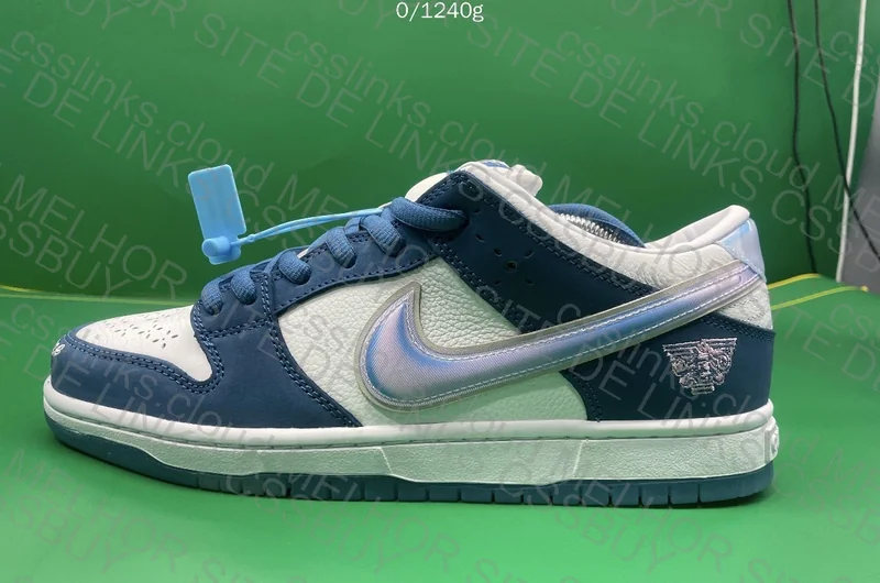 Dunk born x raised 8