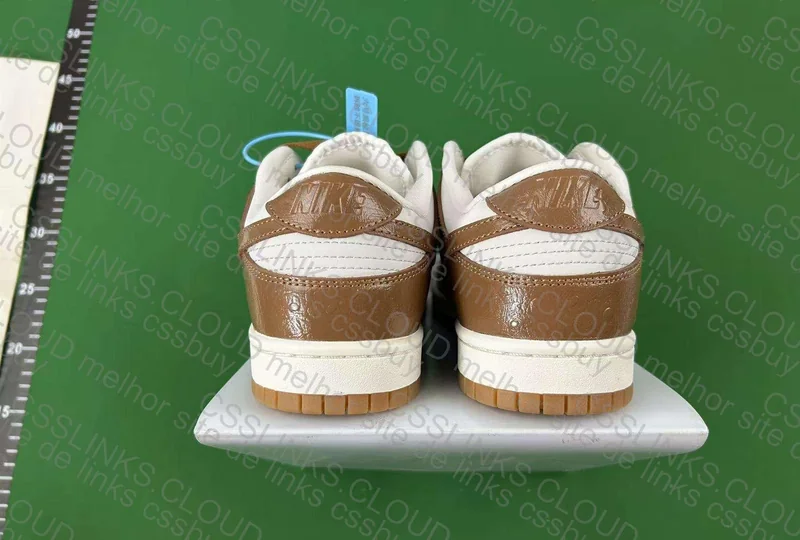 Dunk Brown Ostrich