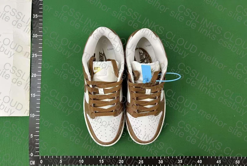 Dunk Brown Ostrich 4