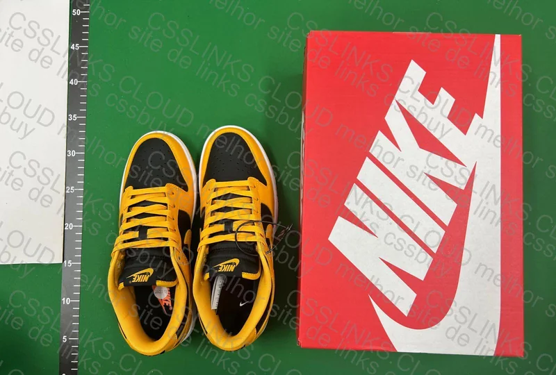 Dunk Championship Goldenrod 4