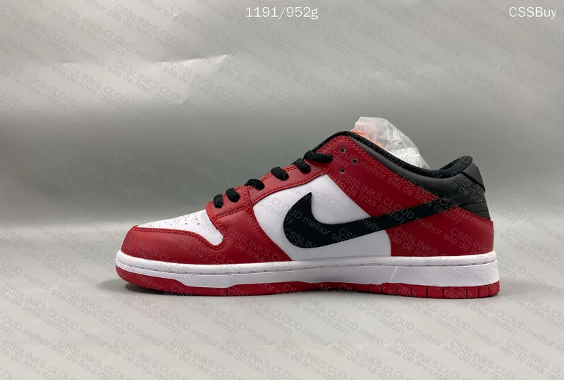 Dunk Chicago 4