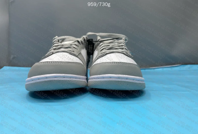 Dunk Gray and White 4