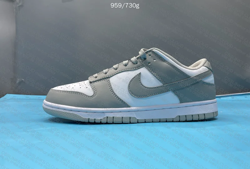 Dunk Gray and White 5