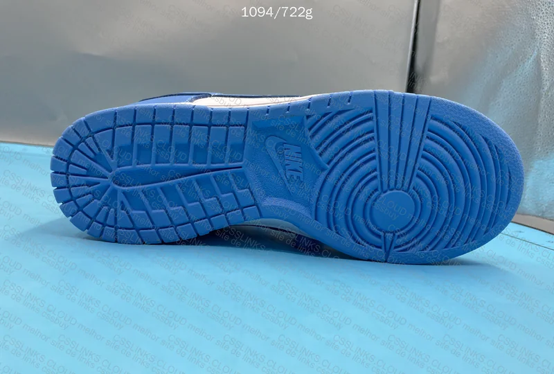 Dunk College Blue 3