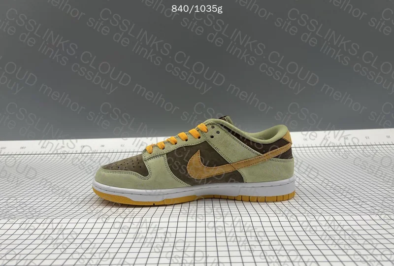 Dunk Dusty Olive 8